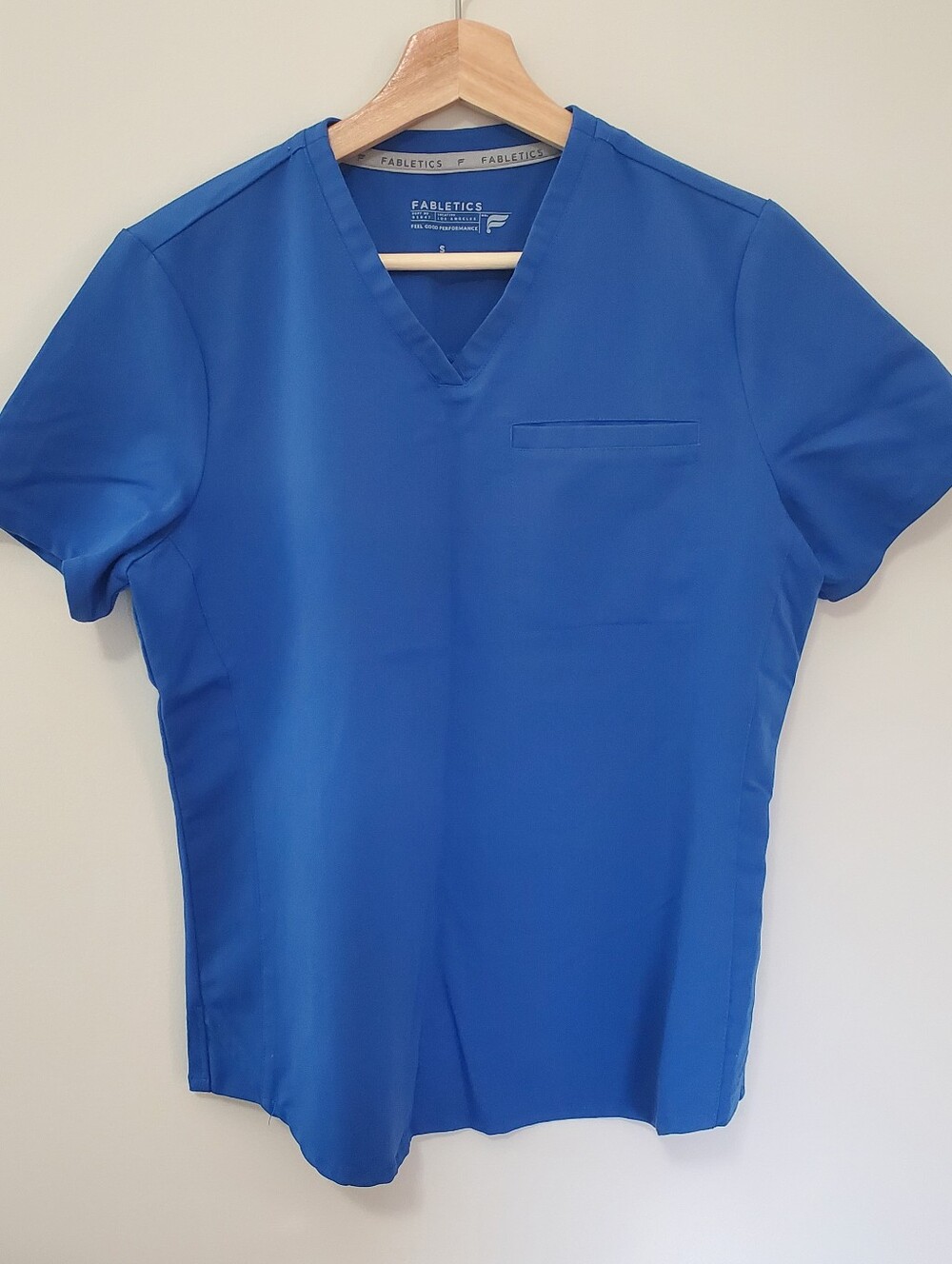 Fabletics Women’s Vital 1-Pocket Scrub Top Sz S Royal Blue EUC Medical Nurse